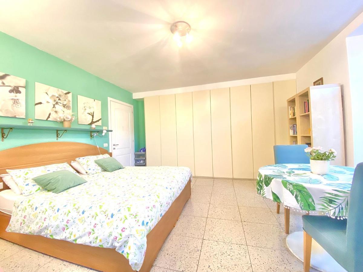 Vida Boa - Holiday Residence Torbole Sul Garda Bagian luar foto